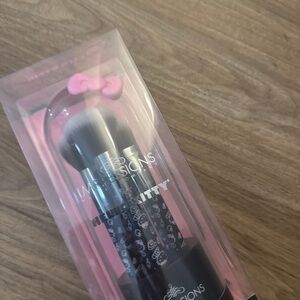 Hello Kitty Pink and Black Makeup Brush Set